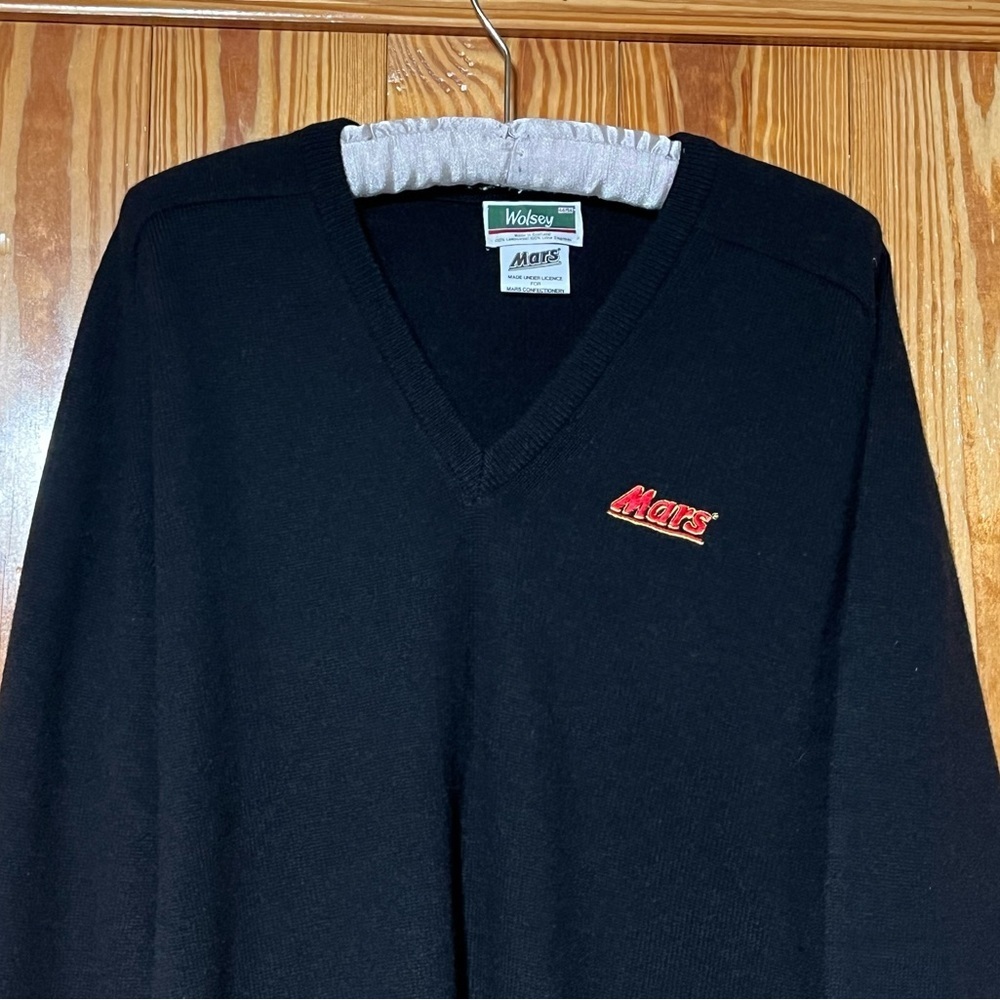 VTG Wolsey Scotland Pure Lambs Wool Men's V-Neck Jumper Sweater MARS Logo